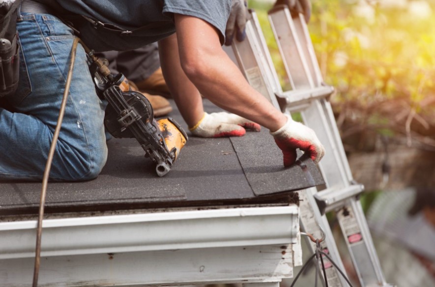 5 Reasons to Consider a Local Roofing Contractor for Your Needs