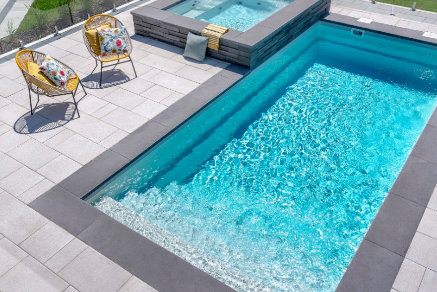 6 Reasons Why Homeowners Prefer Fiberglass Pools